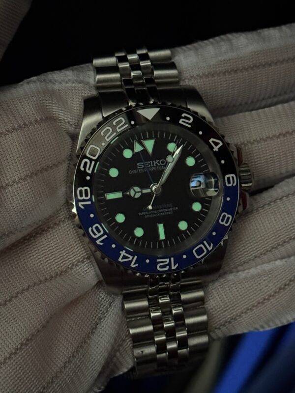 SEIKO MOD GMT MASTER II "BATGIRL"
