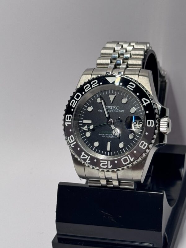 SEIKO MOD GMT MASTER II “BRUCE WAYNE"