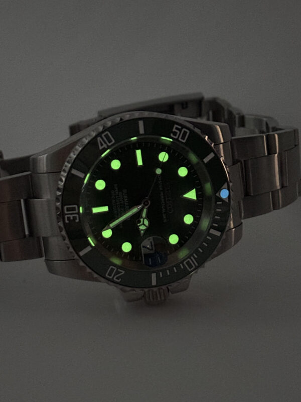 SEIKO MOD SUBMARINE "HULK"