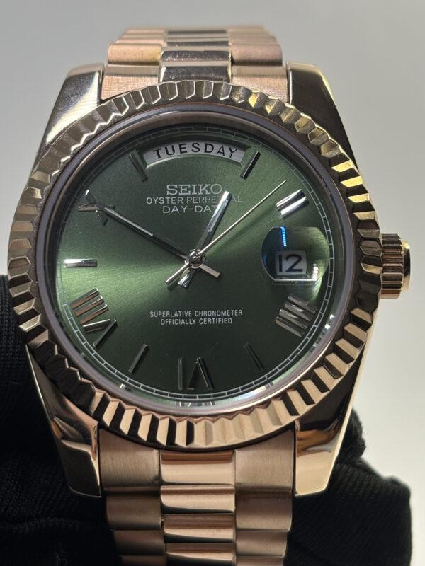 SEIKO MOD DAYDATE "GREEN OLIVE " ROSE GOLD