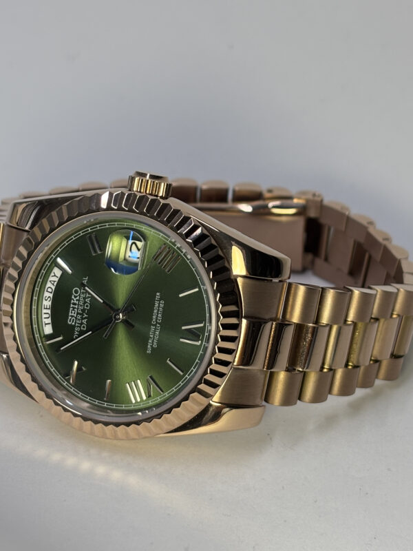 SEIKO MOD DAYDATE "GREEN OLIVE " ROSE GOLD